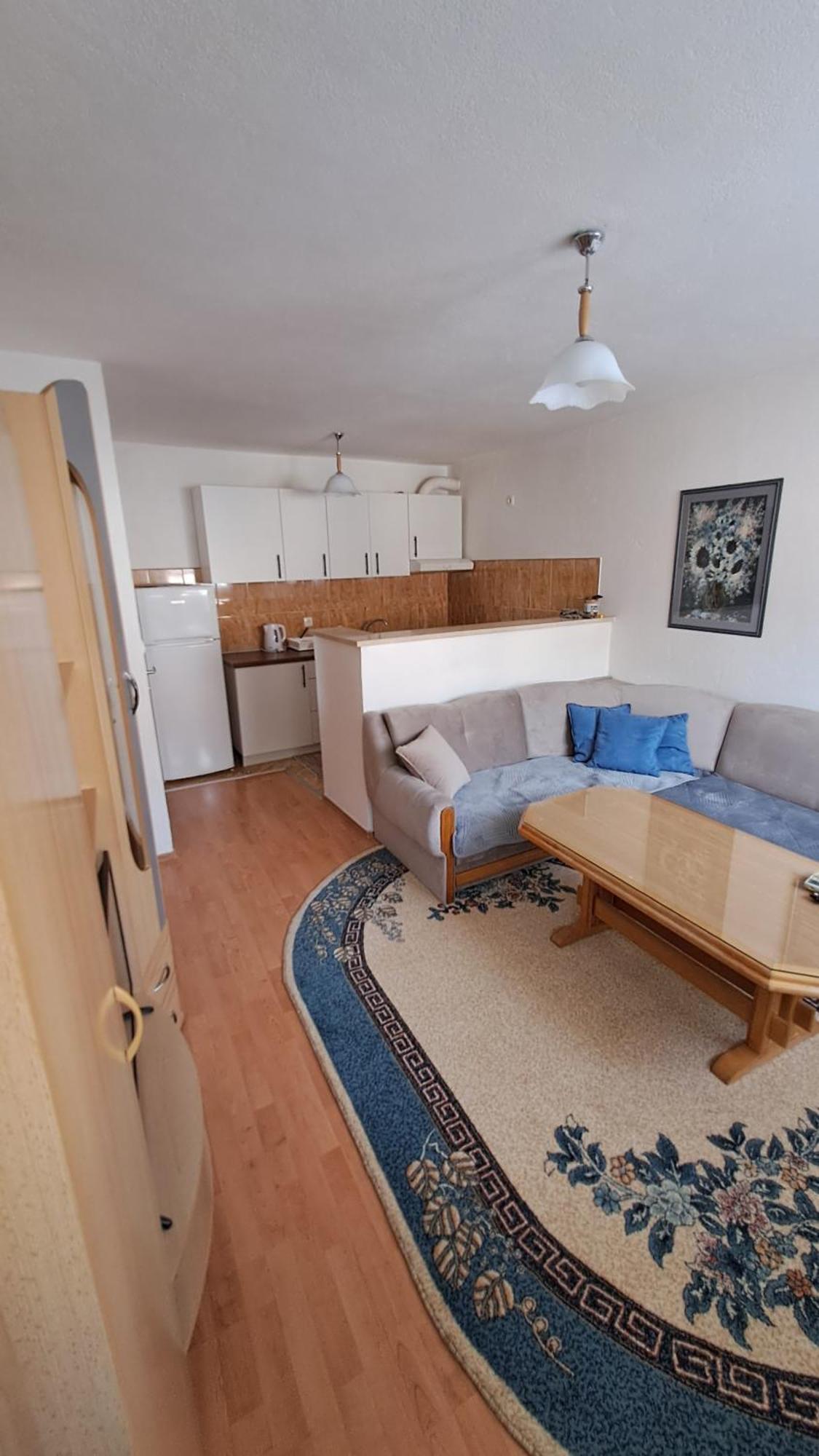 Place To Apartment *
